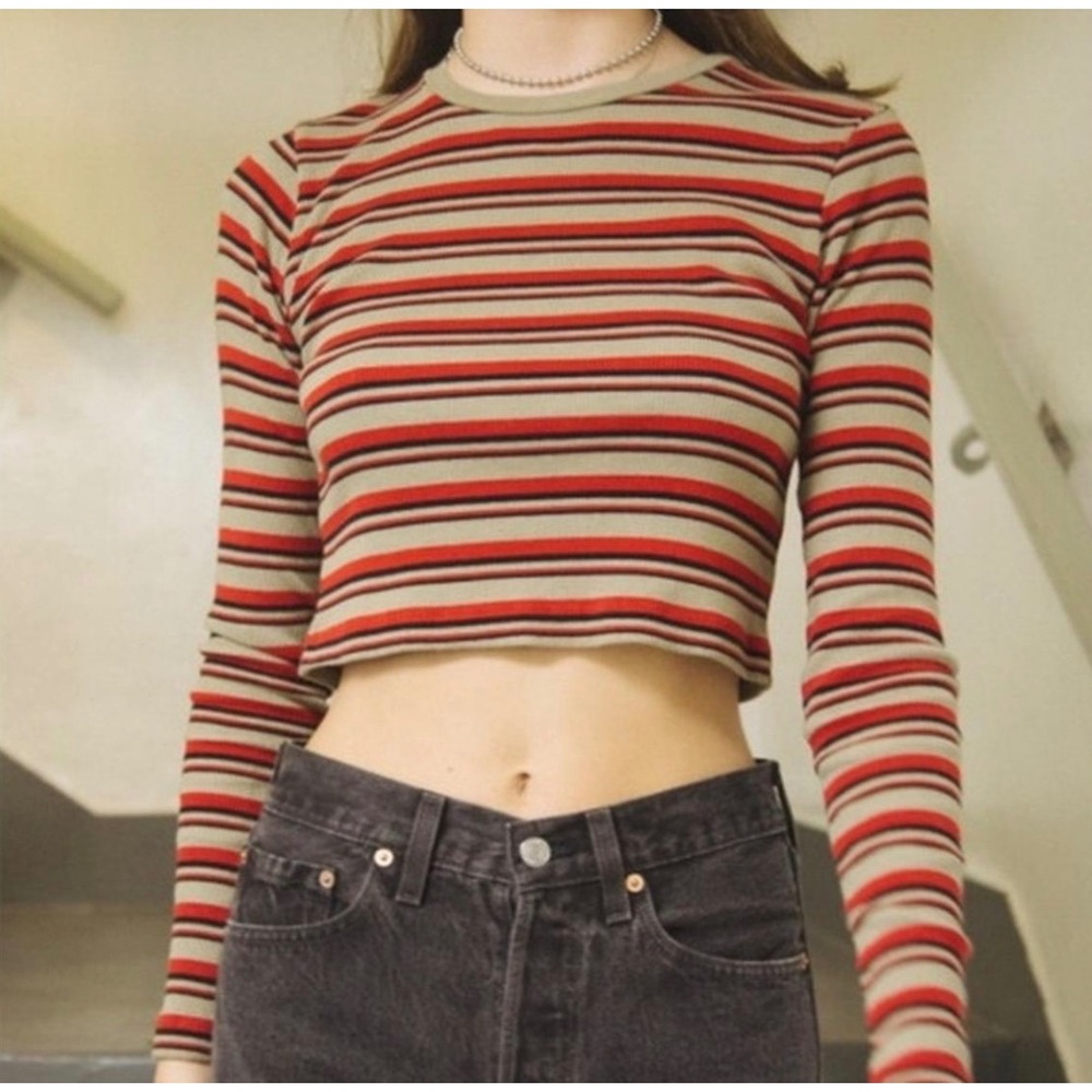 2274 | Brandy Melville Santana Striped Ribbed Crop Top Red Tan Long Sleeve OS